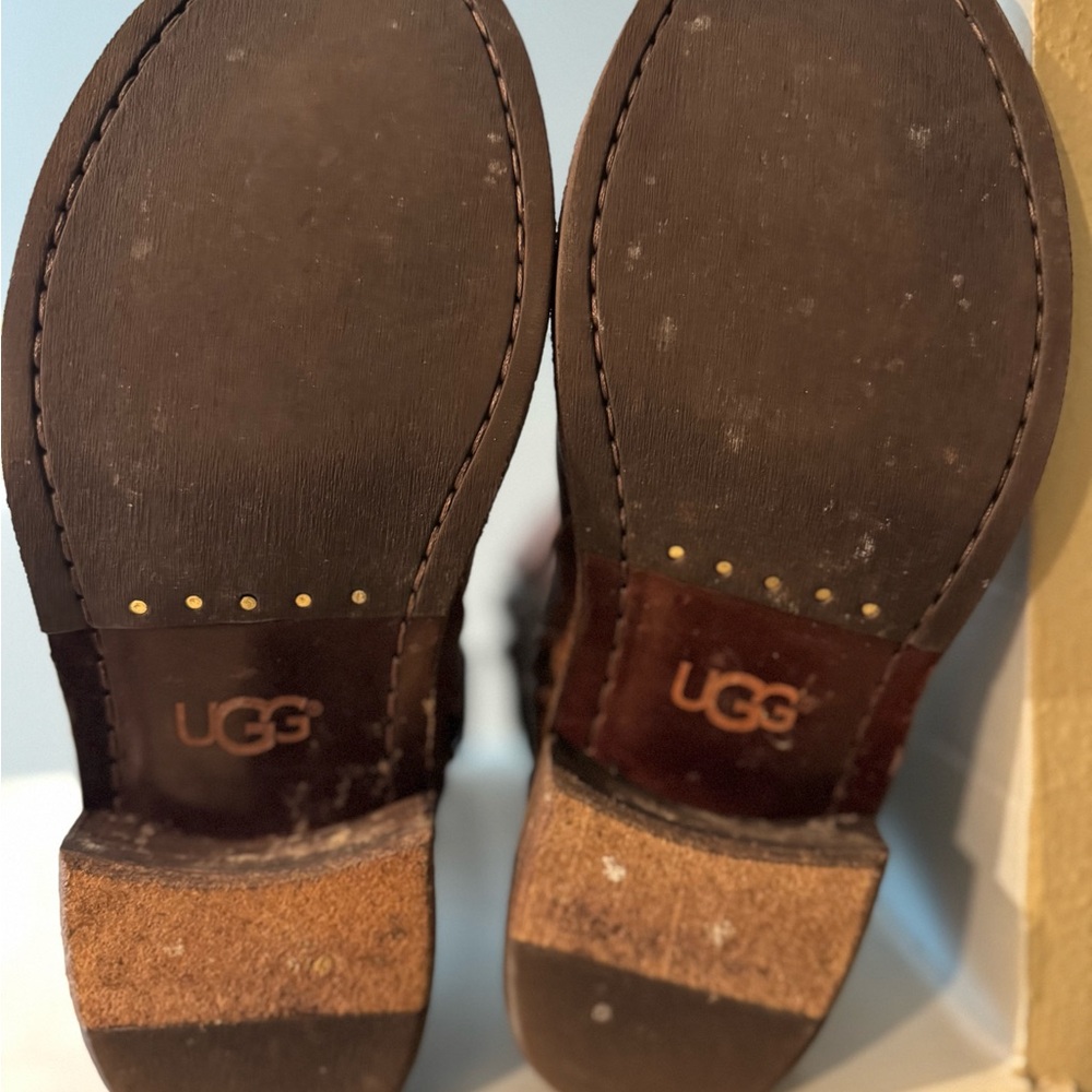UGG Conor Boot - Picture 9 of 10